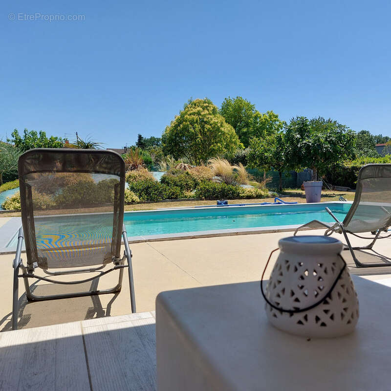 Maison à vendre 5 pièces CAMPSAS (82)avec garage attenant et double garage indépendant, piscine, terrasse couverte, puits, sur 2 - photo 5