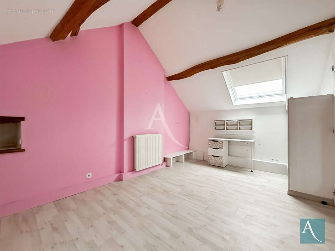 Maison à GUILLERVAL