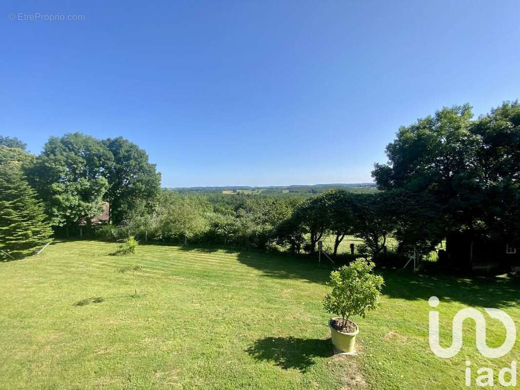 Photo 9 - Maison à JUILLAC