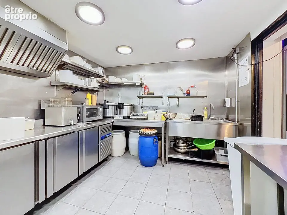 Ensemble immobilier dans le centre de Gisors - photo 3