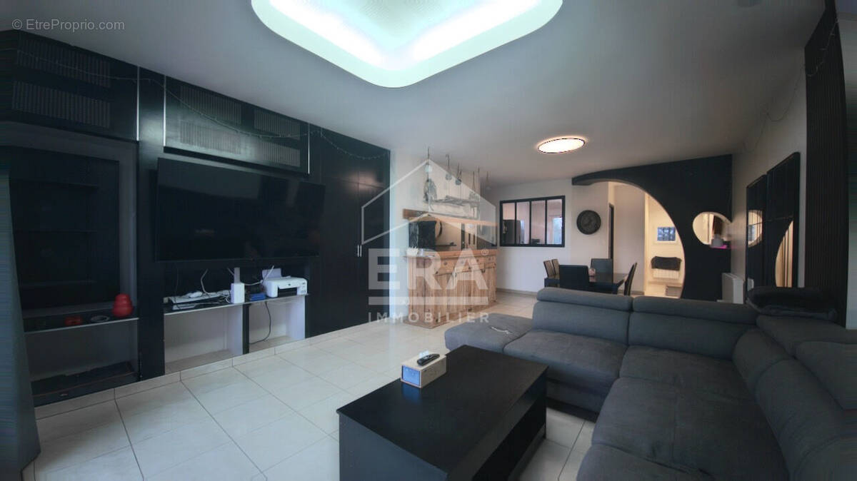 Appartement à AUFFERVILLE