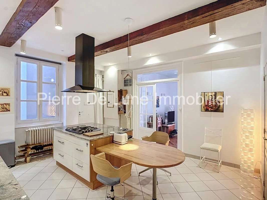 Appartement à LYON-1E