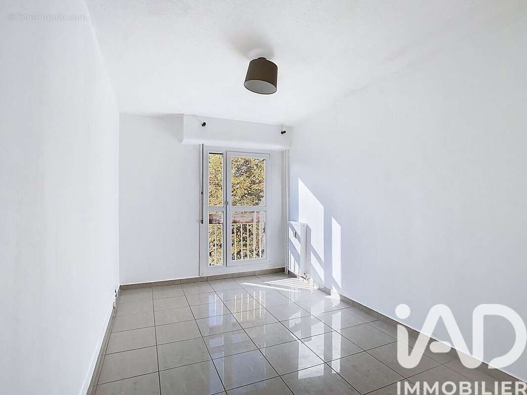 Photo 8 - Appartement à LE PONT-DE-CLAIX