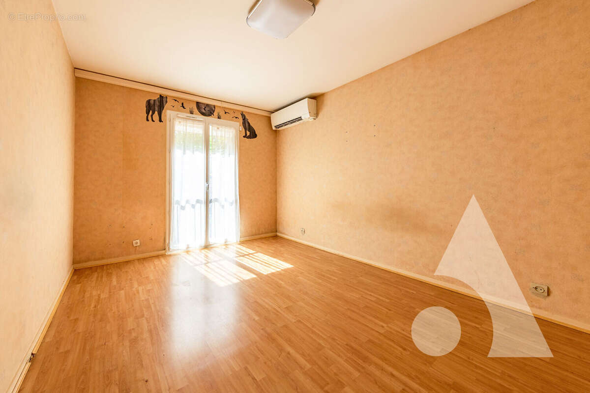 Appartement à LISSES