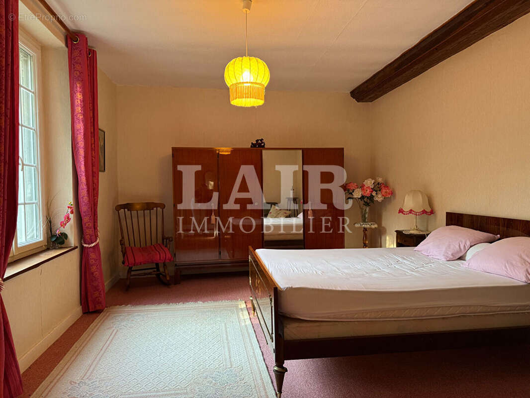 Maison à MOULINS-LA-MARCHE