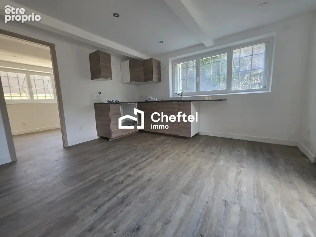 Maison 190 m² à Cluses  - photo 5