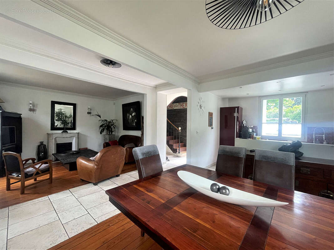 Maison à ENGHIEN-LES-BAINS