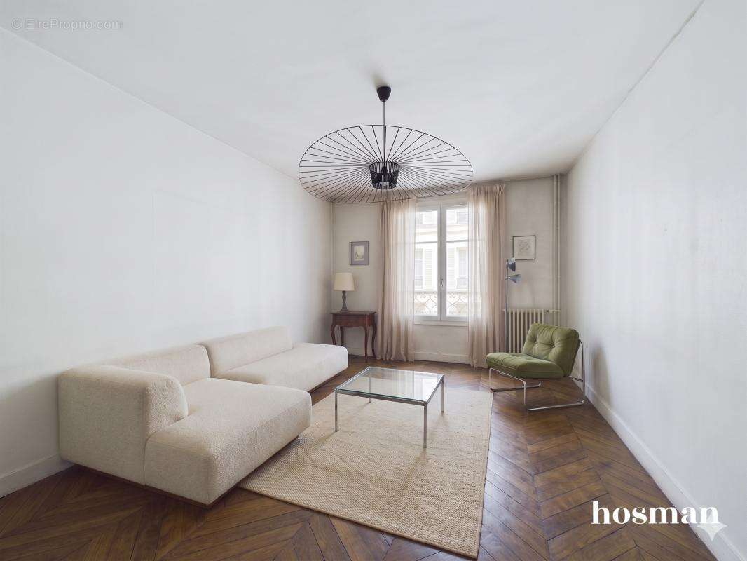 Appartement à PARIS-4E