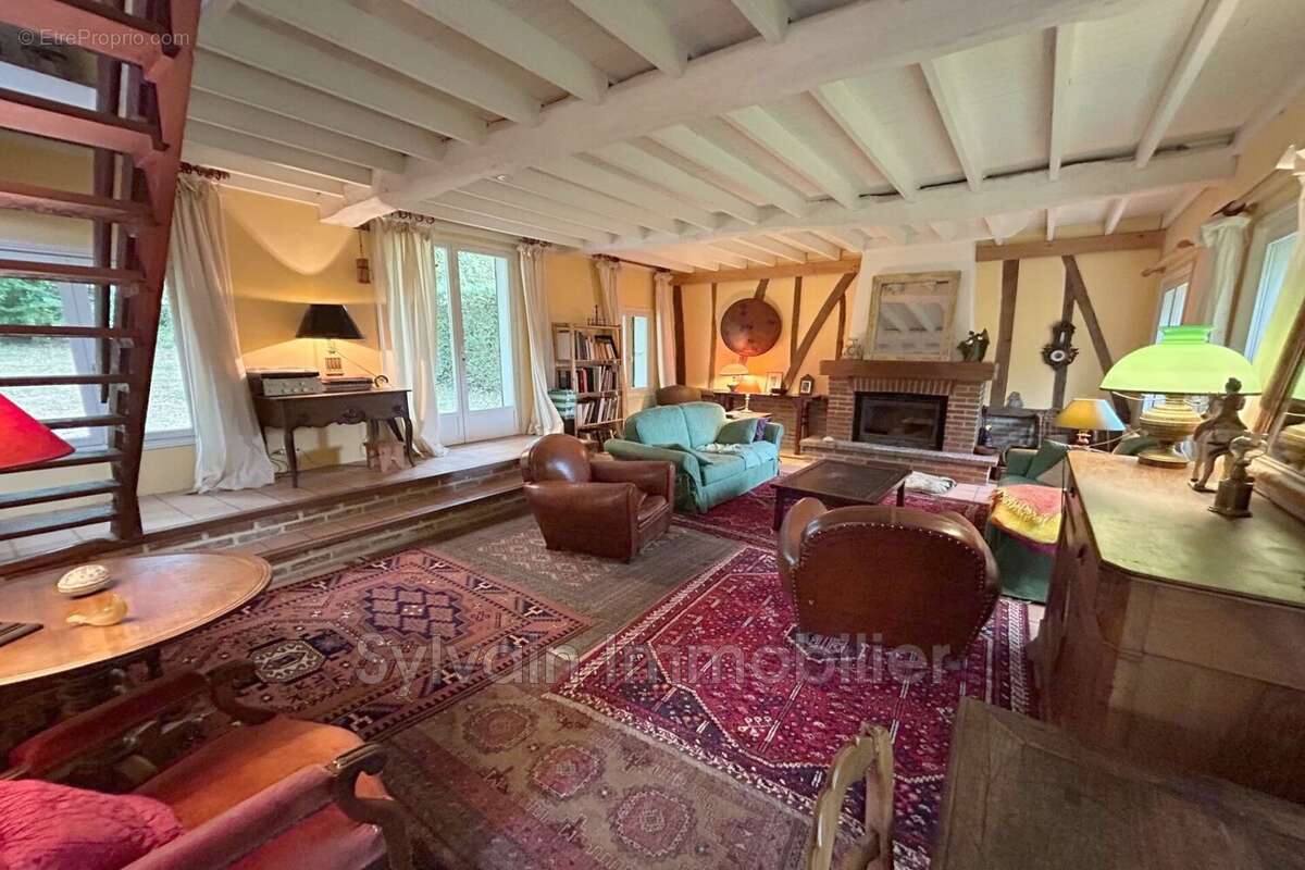 Maison à GRANDVILLIERS