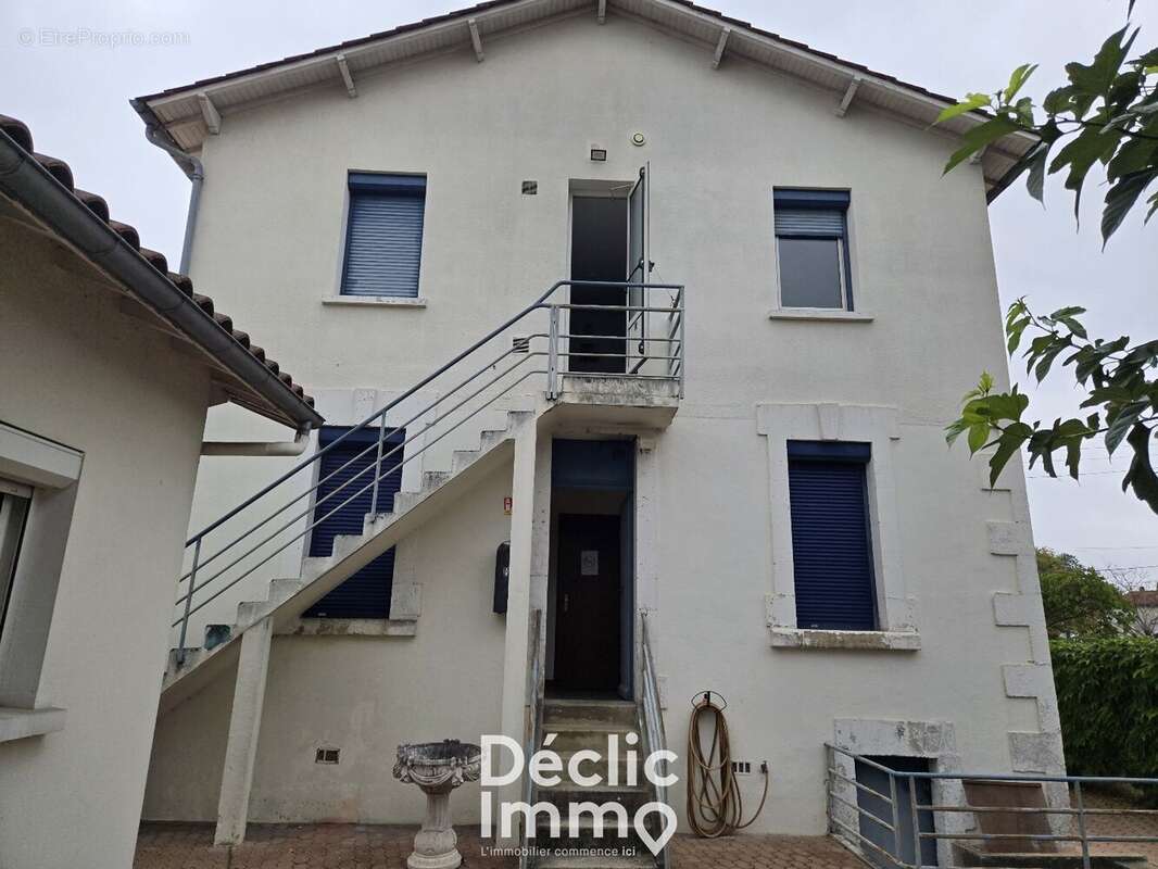 À VENDRE - Exceptionnel Hôtel-Restaurant clé en main avec licence IV + maison attenante - photo 20