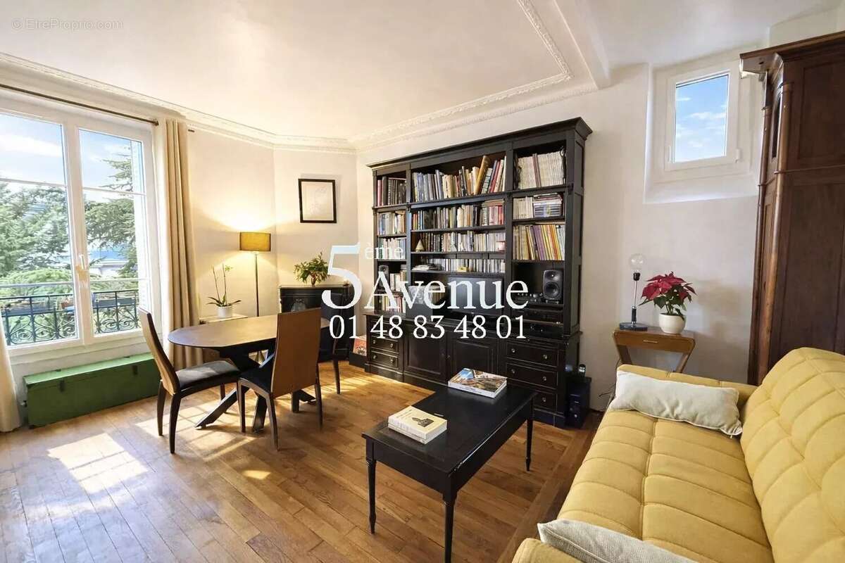 Appartement à SAINT-MAUR-DES-FOSSES