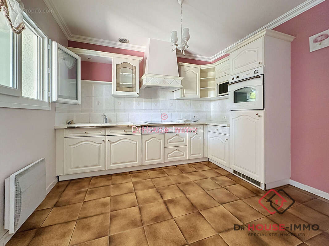Maison 104 m² à Chancelade  - photo 10