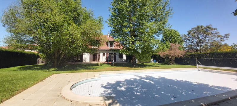 Maison à VERNEUIL-SUR-VIENNE