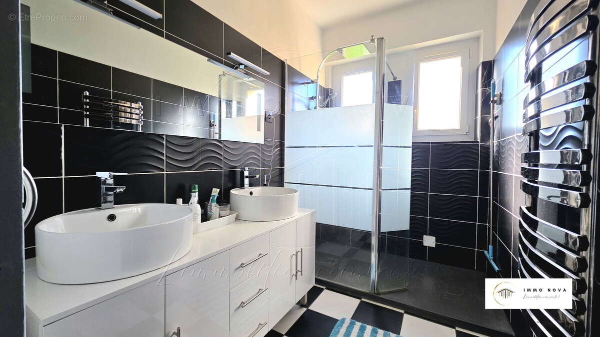 Maison à SAINTE-FLORINE