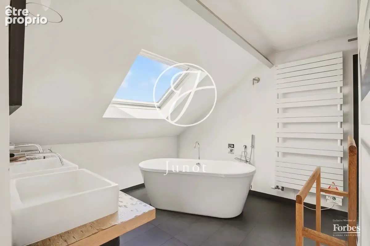 Meudon - CENTRE - Maison 250m² - Terrain 600m² - photo 18