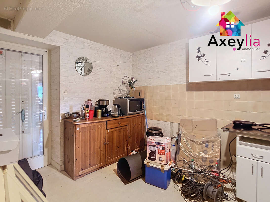 A vendre - cuinzier - coup de cœur - grand t3 avec jardin, terrasse et sous-sol aménageable - photo 4
