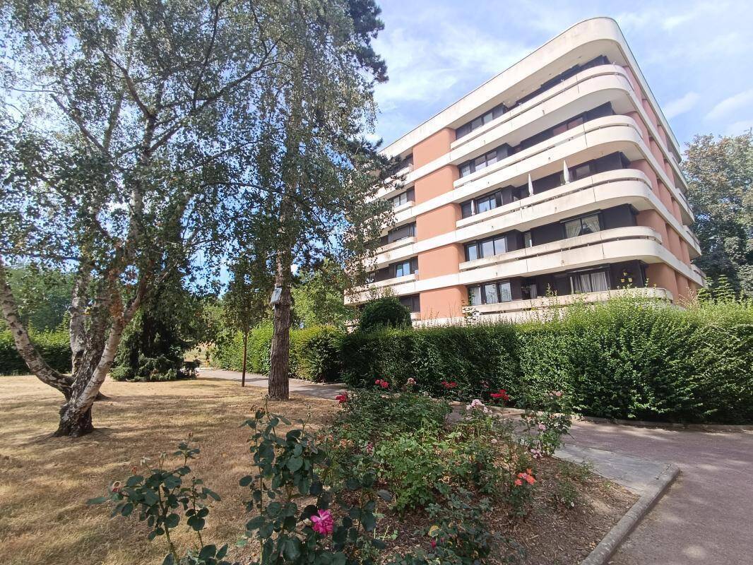 Appartement à ELANCOURT