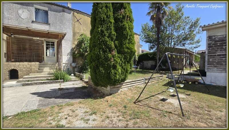 Ensemble immobilier à vendre 14 pièces LES EGLISES D'ARGENTEUIL (17)- maison principale + gîte + dépendances - photo 9