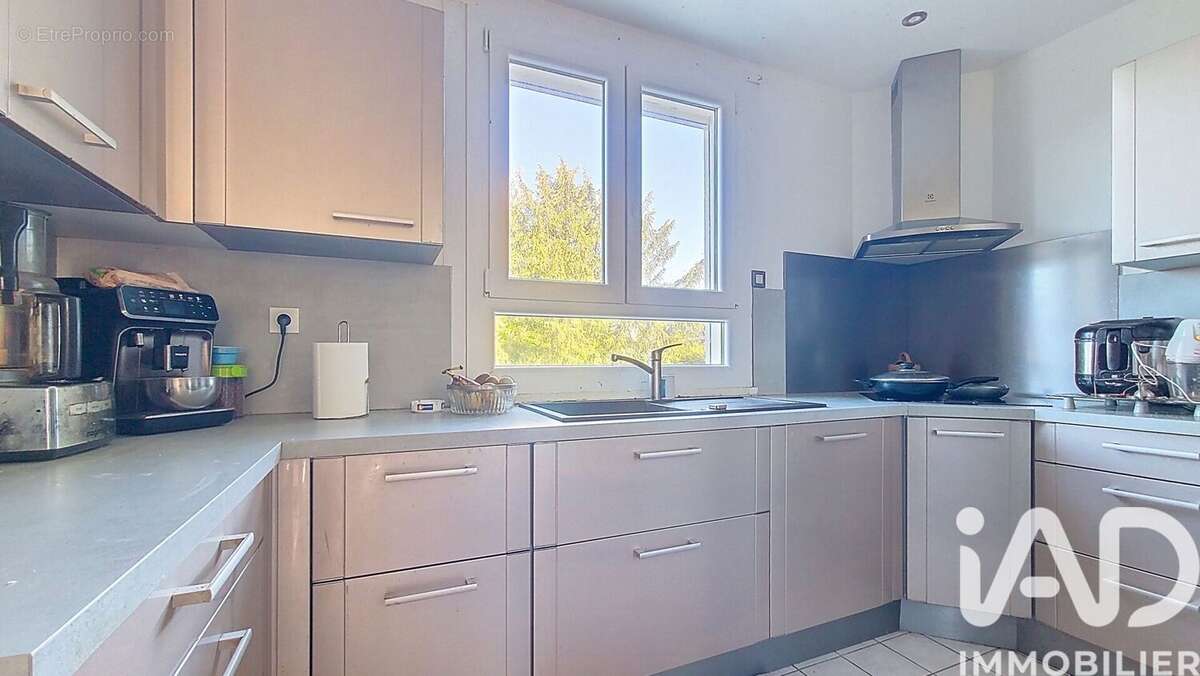 Maison 119 m² à Chevreuse  - photo 9