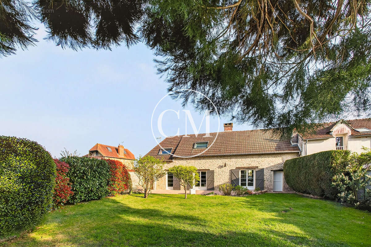 Maison à RAMBOUILLET