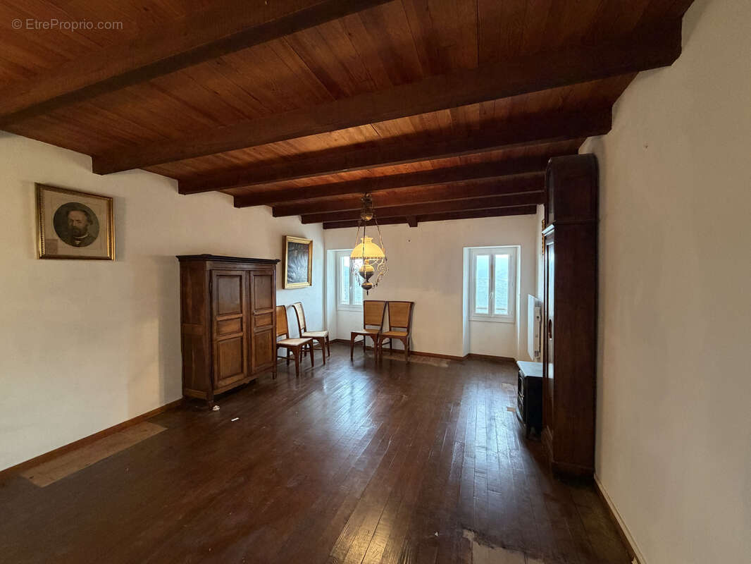 Maison à CASTELLARE-DI-MERCURIO