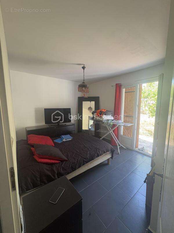 À Découvrir, Villa récente  avec piscine a 3 minutes d'Ales - photo 8