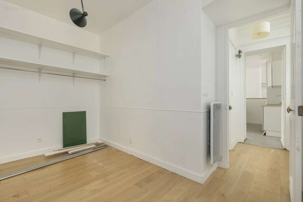 Appartement à PARIS-2E