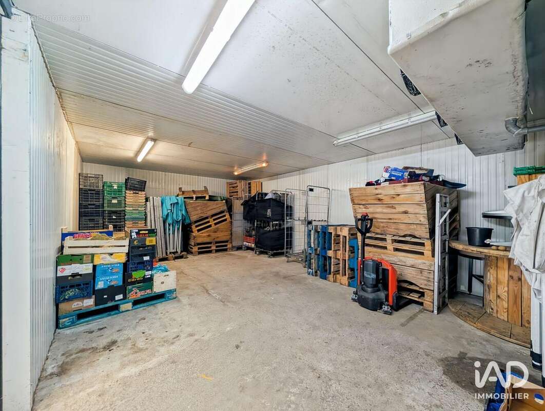 Photo 8 - Commerce à PEZENAS