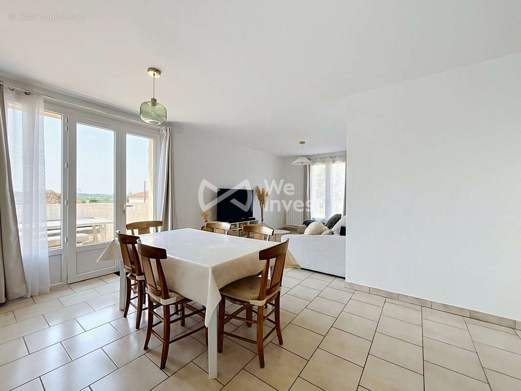 Appartement 94 m² à Niort  - photo 3