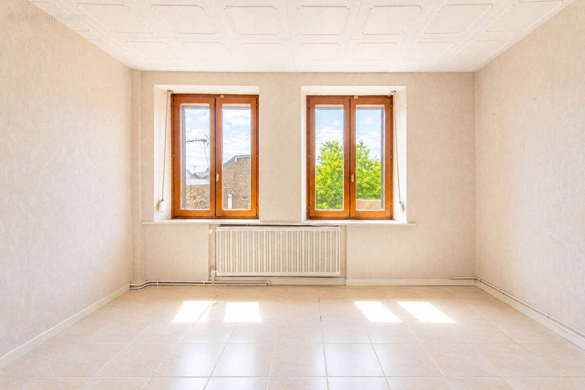 Appartement à CHARLEVILLE-MEZIERES