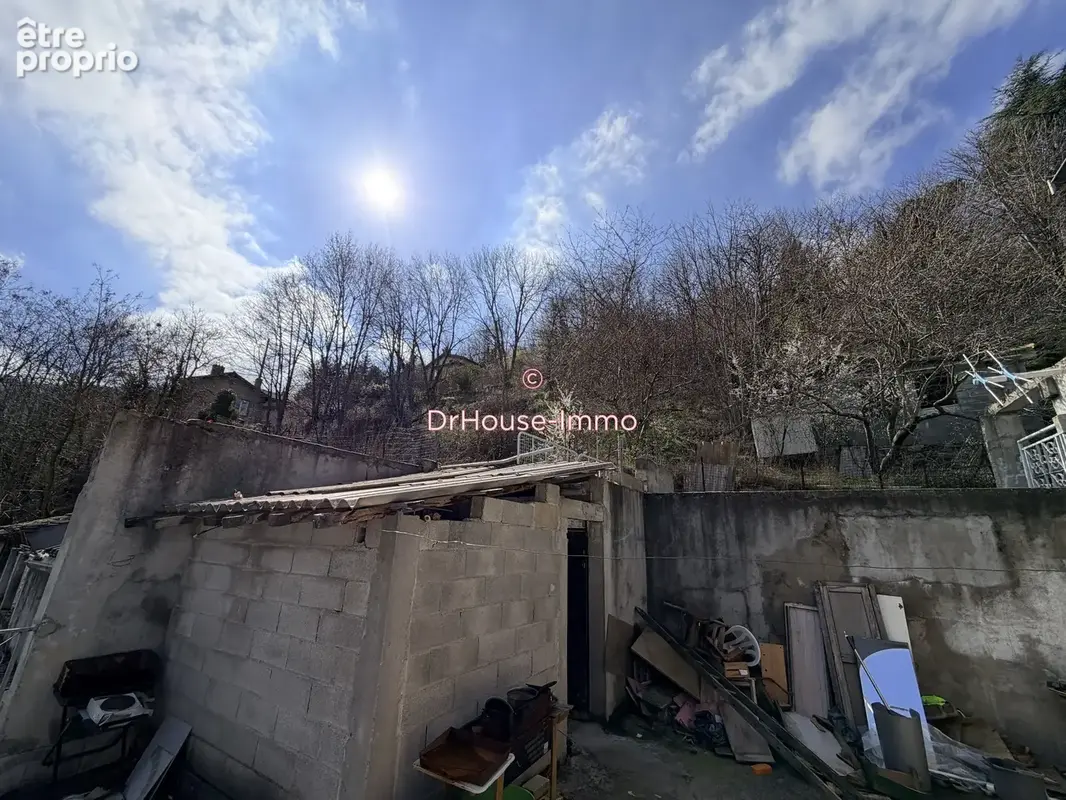 Appartement 9 pièces 261 m² à vendre à Saint-Etienne (42100) - photo 5