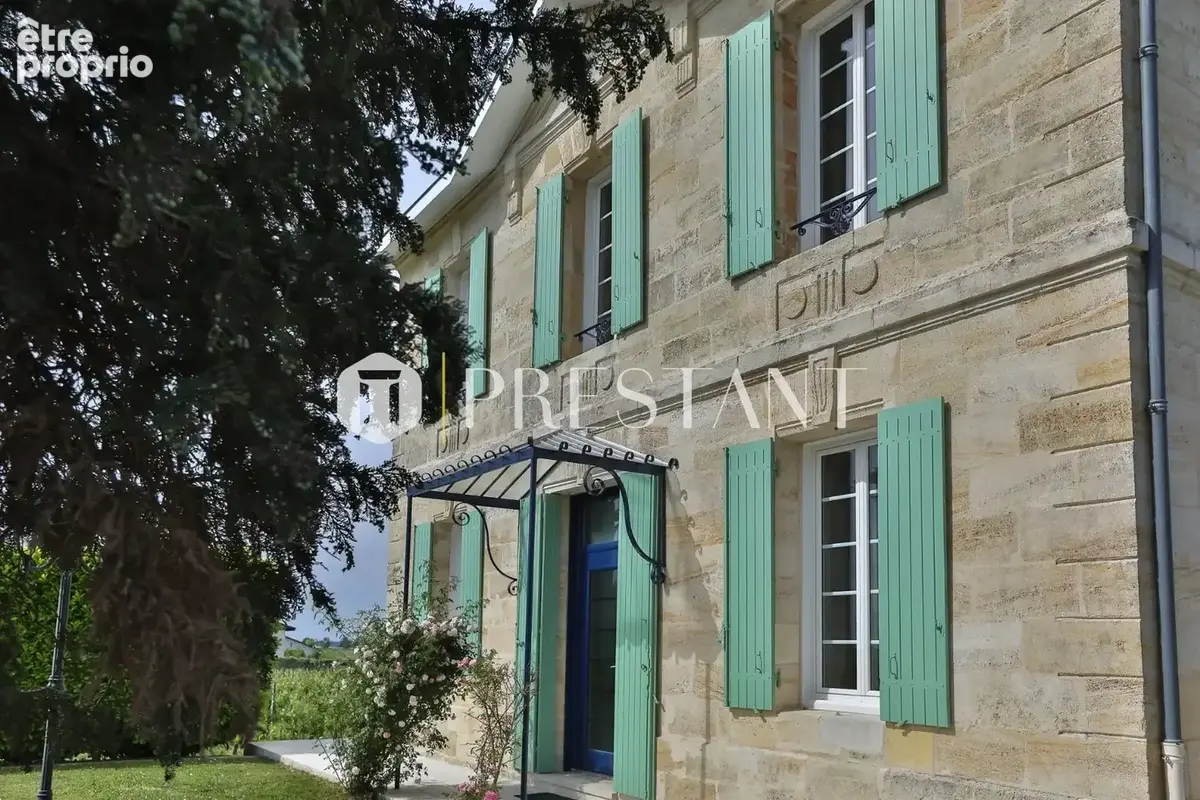 Maison à NEAC