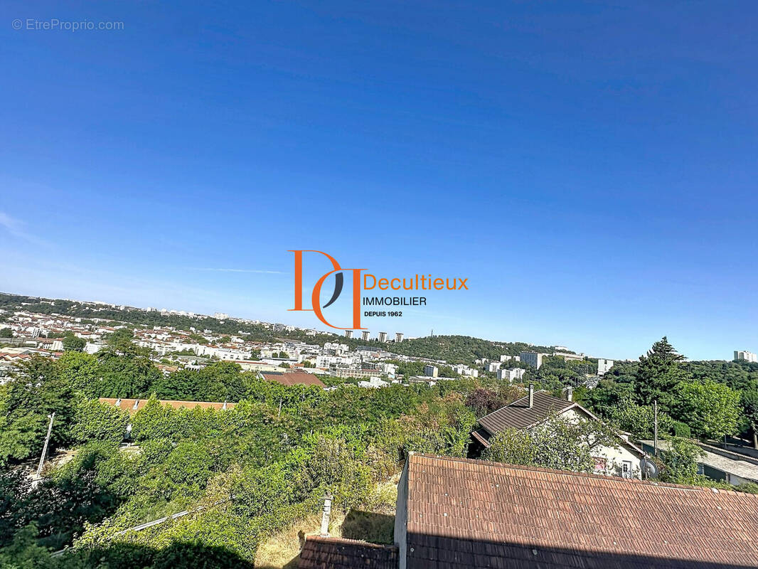 Appartement à LYON-9E