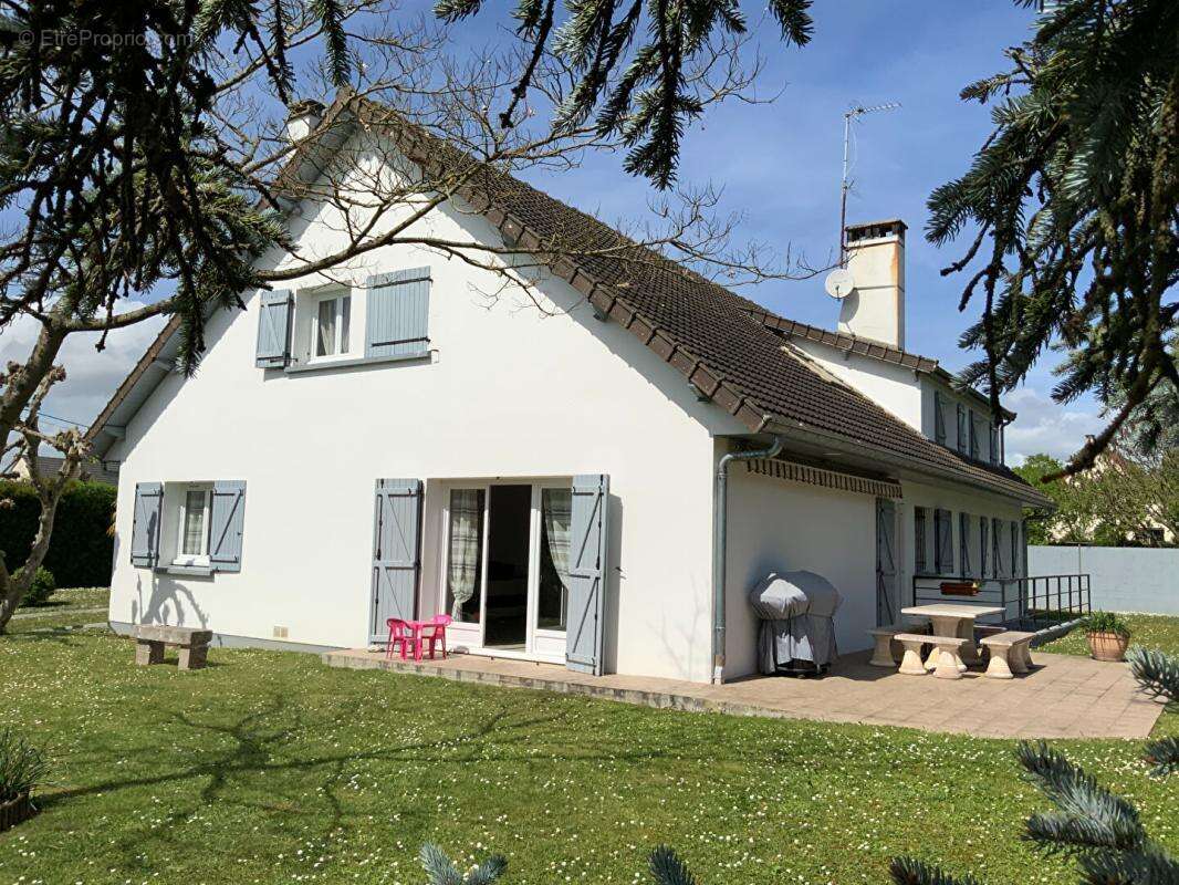 Maison à MORET-SUR-LOING