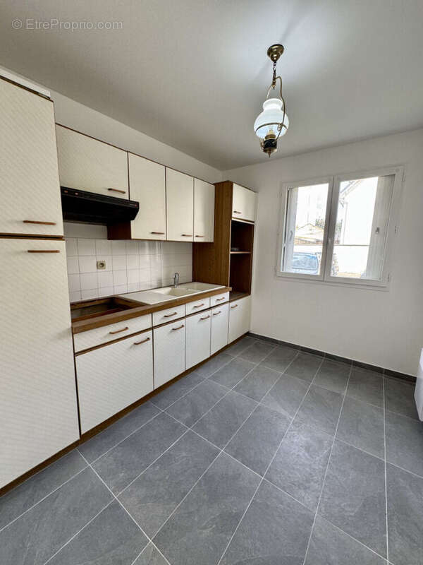 Appartement à LIVRY-GARGAN