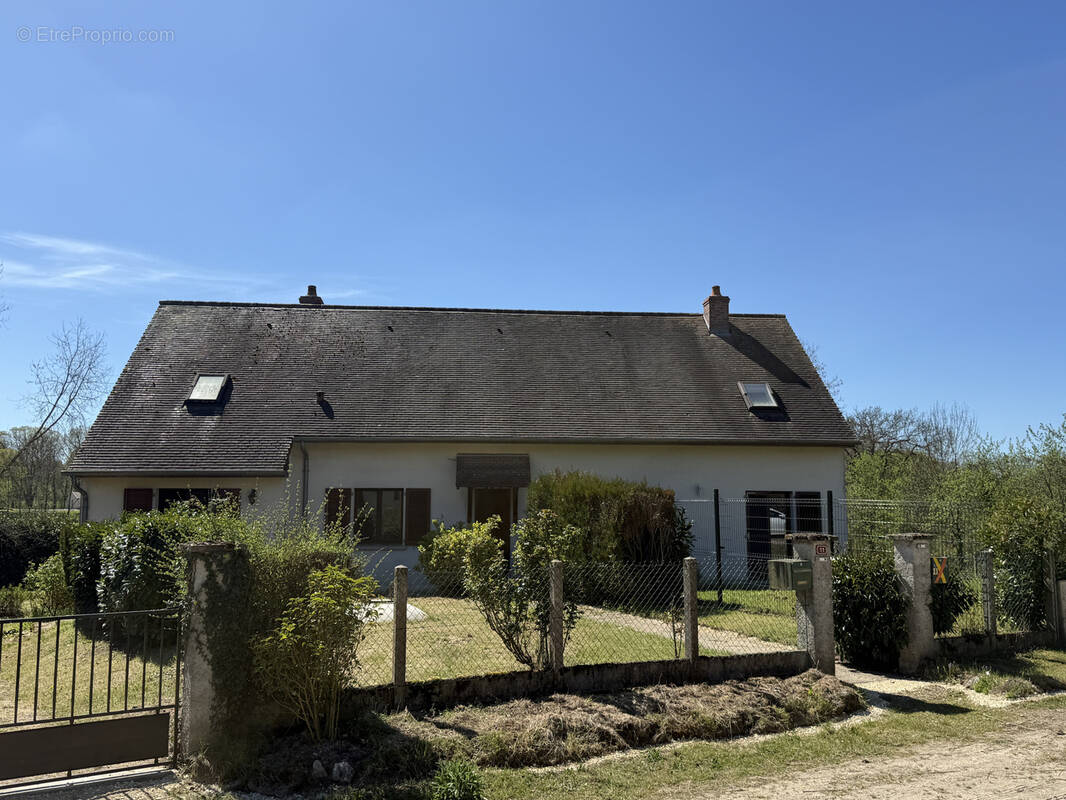 Maison à JARS