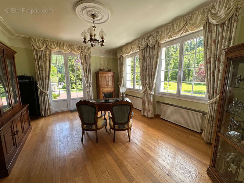 Maison à MONTFORT-SUR-RISLE
