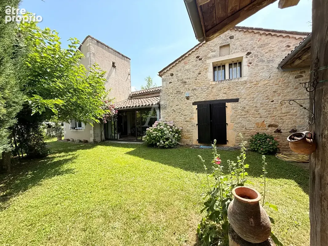 Photo Maison à Belaye au prix de 223 000€