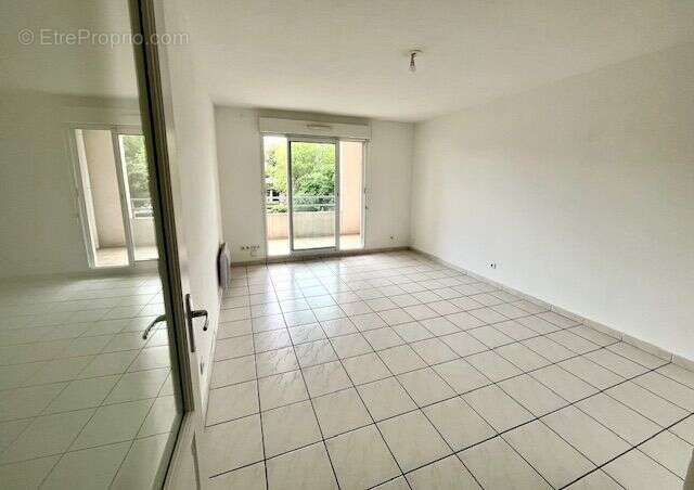 Appartement à LE CRES