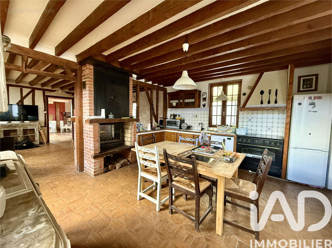 Photo 4 - Maison à CORMEILLES