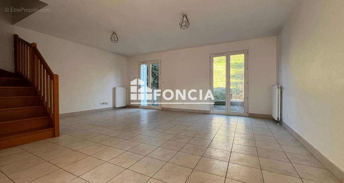 Maison à BOURGOIN-JALLIEU