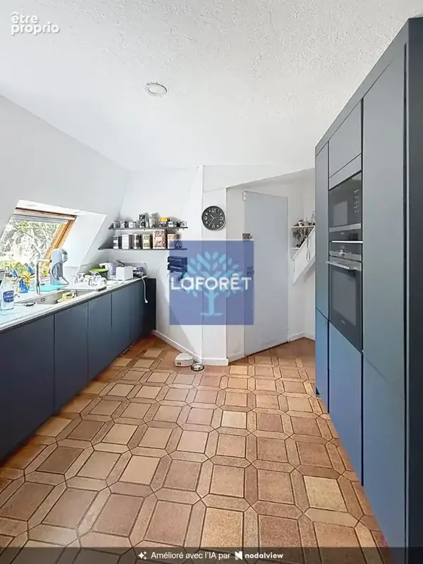 Aytré  ensemble immobilier d'architecte de 480 m² avec habitation et bureaux - photo 4