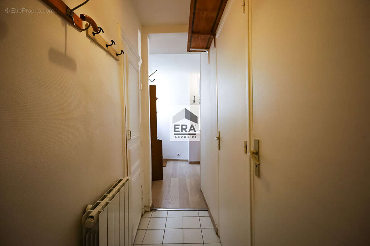 Appartement à PARIS-14E