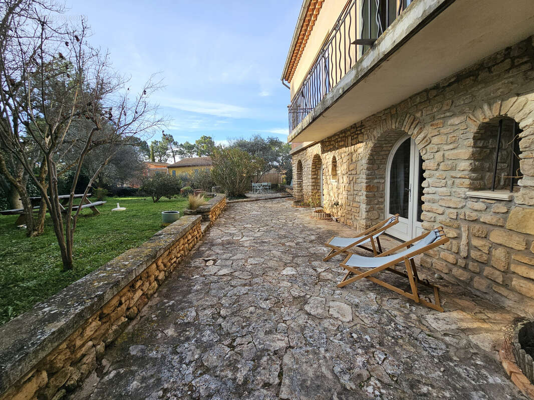 Maison à ROUSSILLON