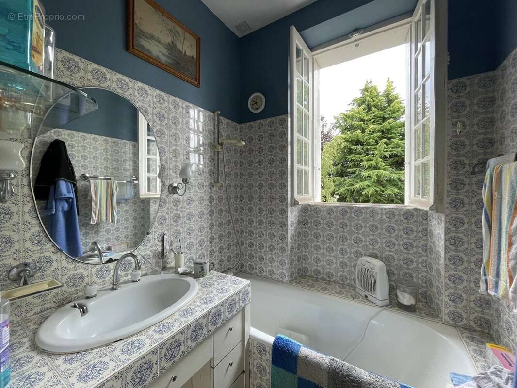 Maison à SAINT-SEBASTIEN-SUR-LOIRE