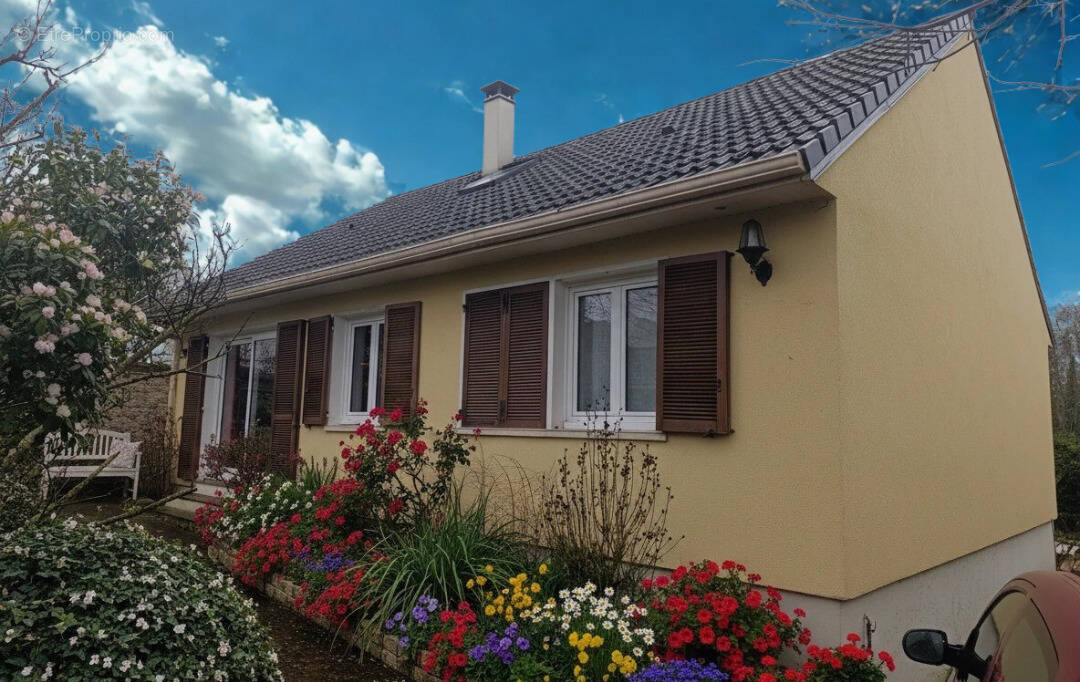 Maison à BURES-SUR-YVETTE