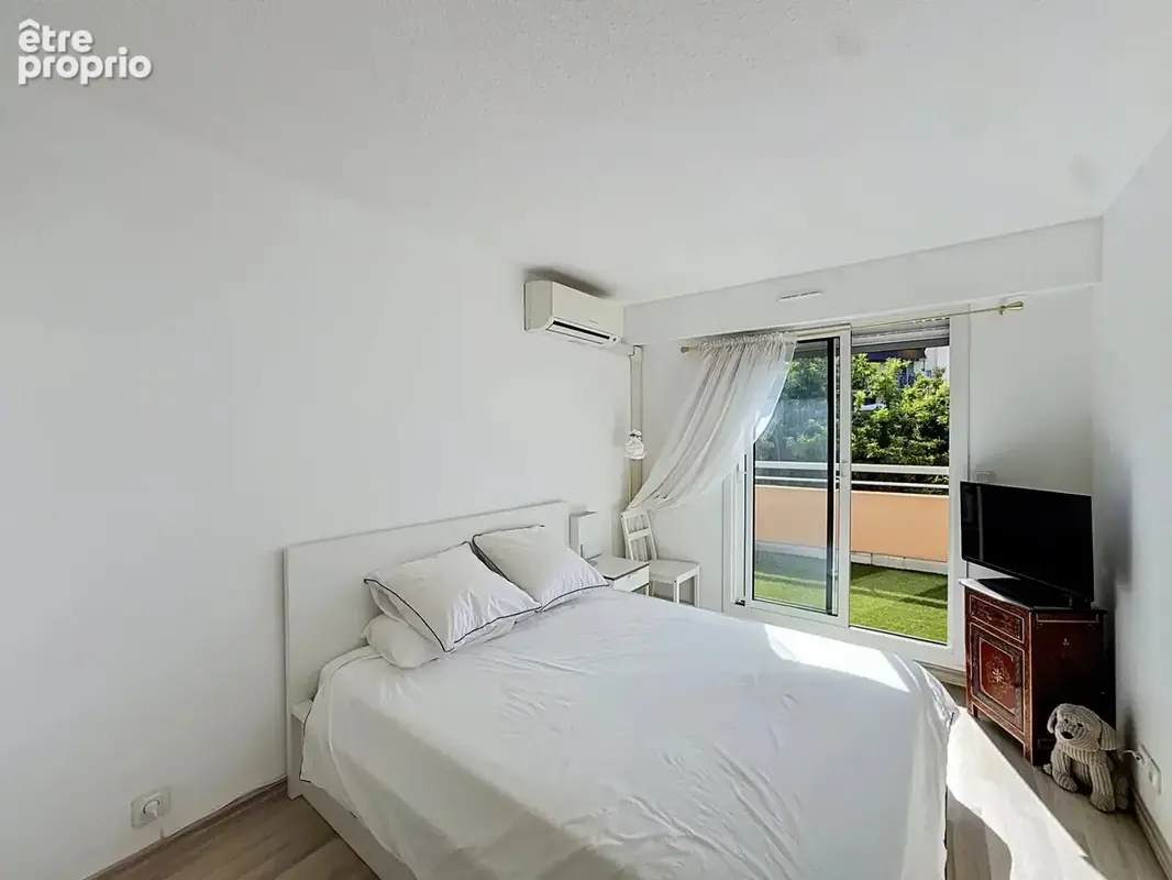Le cannet- appartement façon villa sur les toits – garage & piscine - photo 4