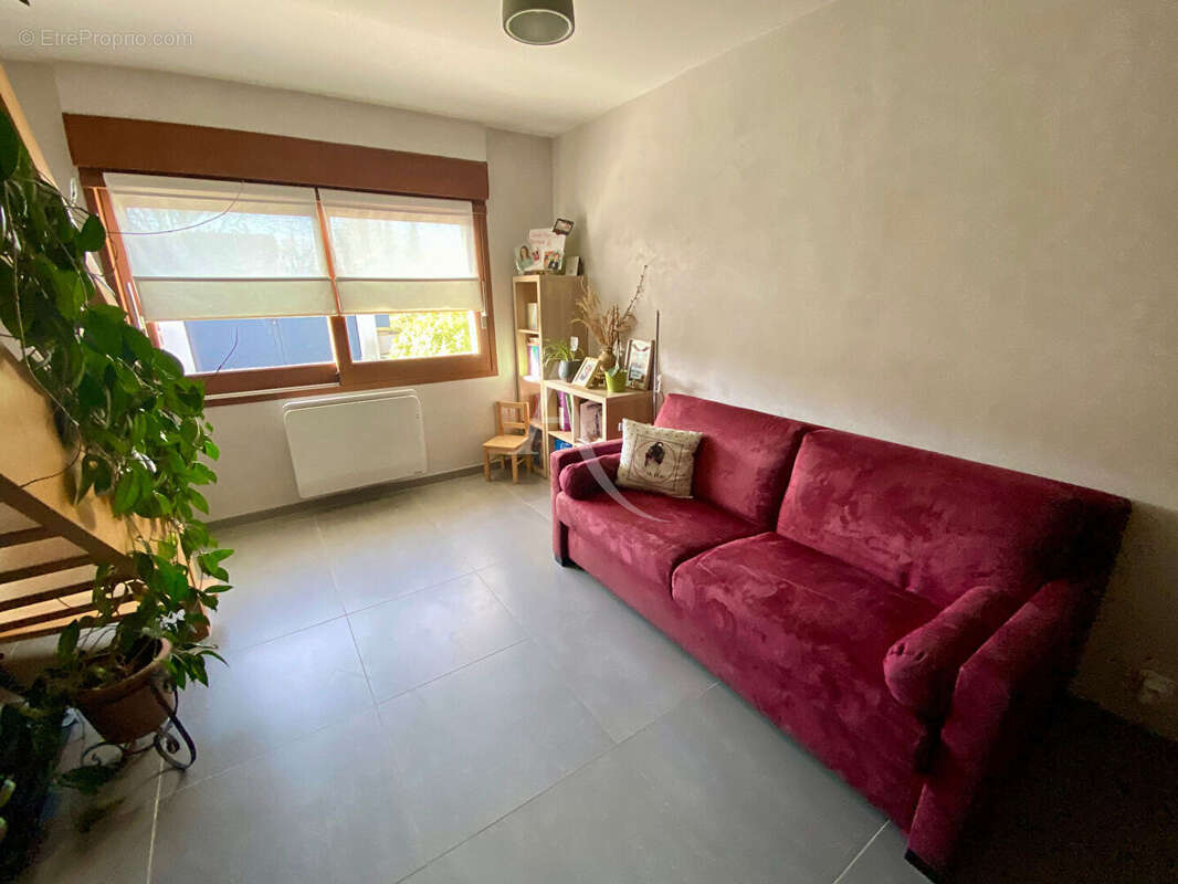 Maison plain-pied Ferolles 4 chambres 137 m2 - photo 13