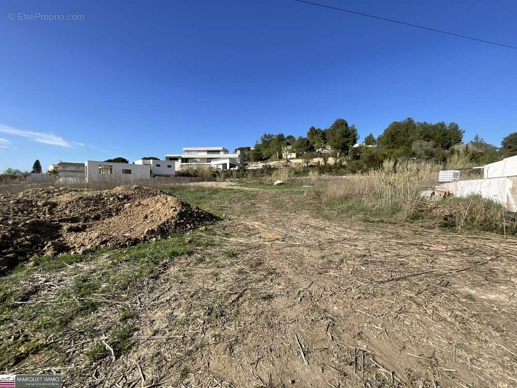 Terrain à BEZIERS