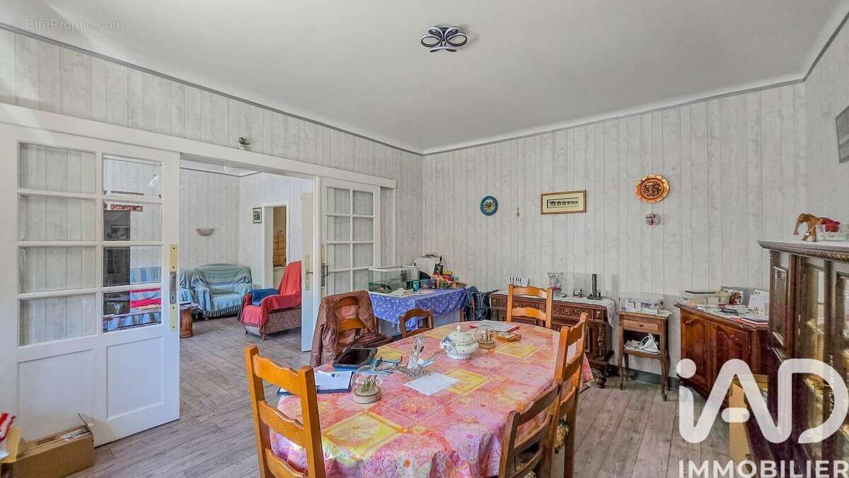 Photo 2 - Maison à ALGRANGE